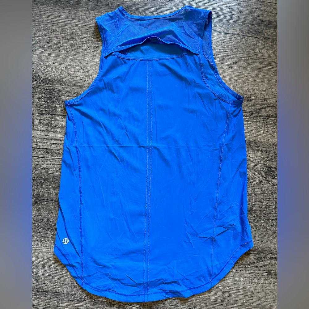 Lululemon tank